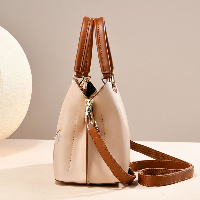 Chinese-style embroidered hand - Luxury Bags review and price