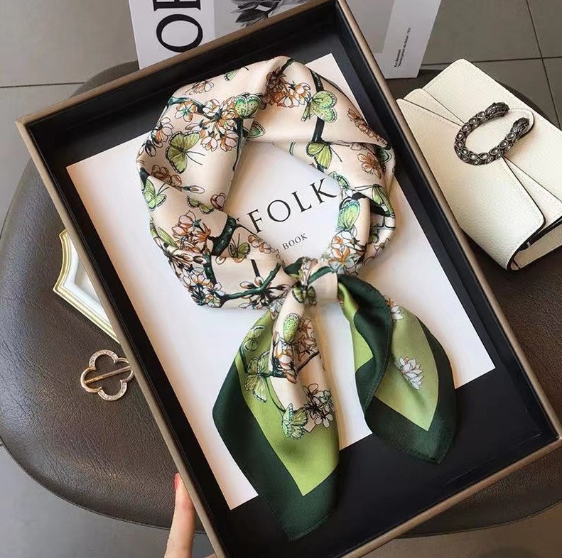 Luxury Fashion Print 70*70cm S - Luxury Bags Expensive review and price