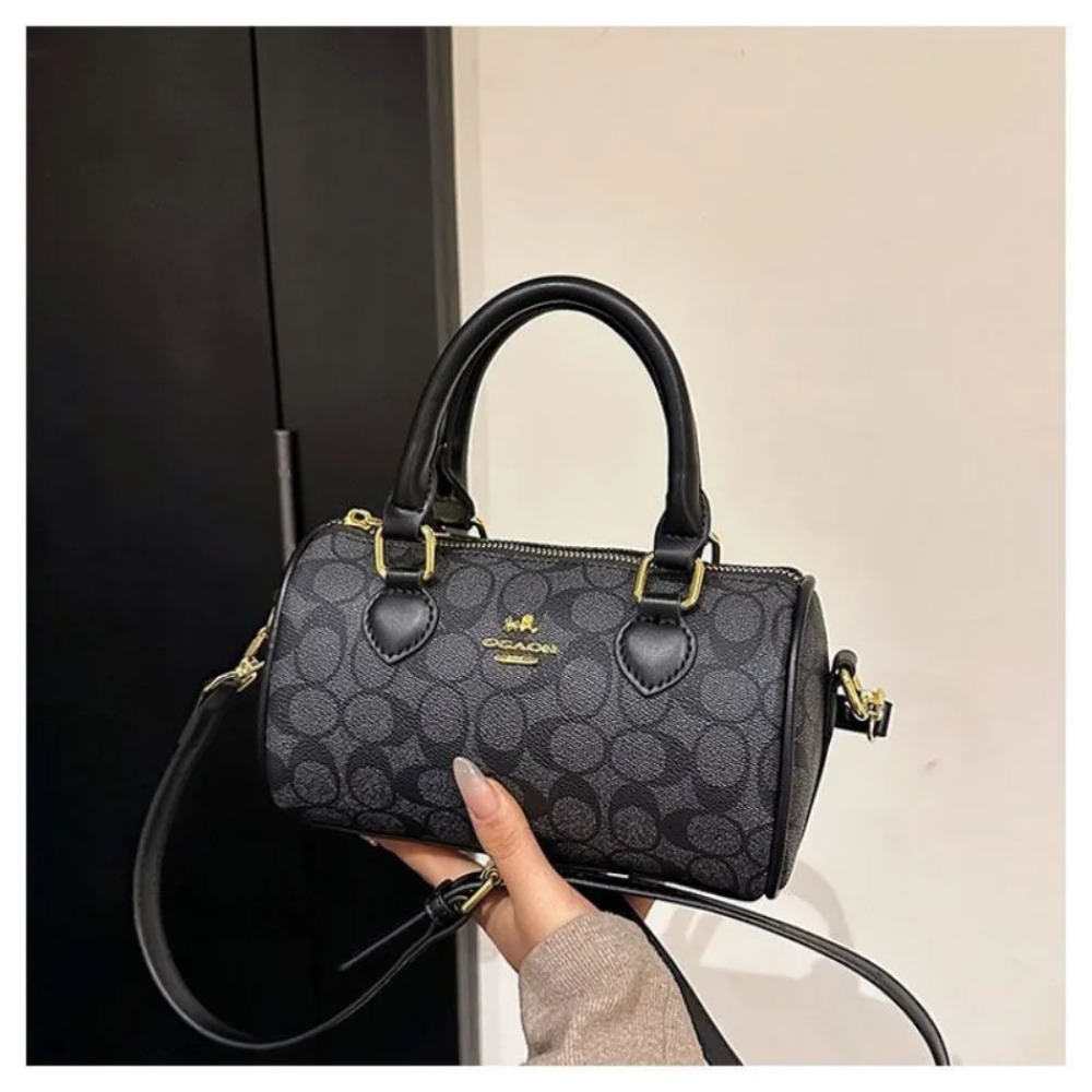 2026 Latest Fashion Lightweigh - Luxury Bags Louis Vuitton review and price