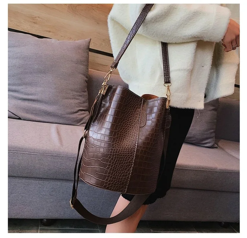 Vintage Leather Stone Pattern  - Key Holder Leather Pouch review and price